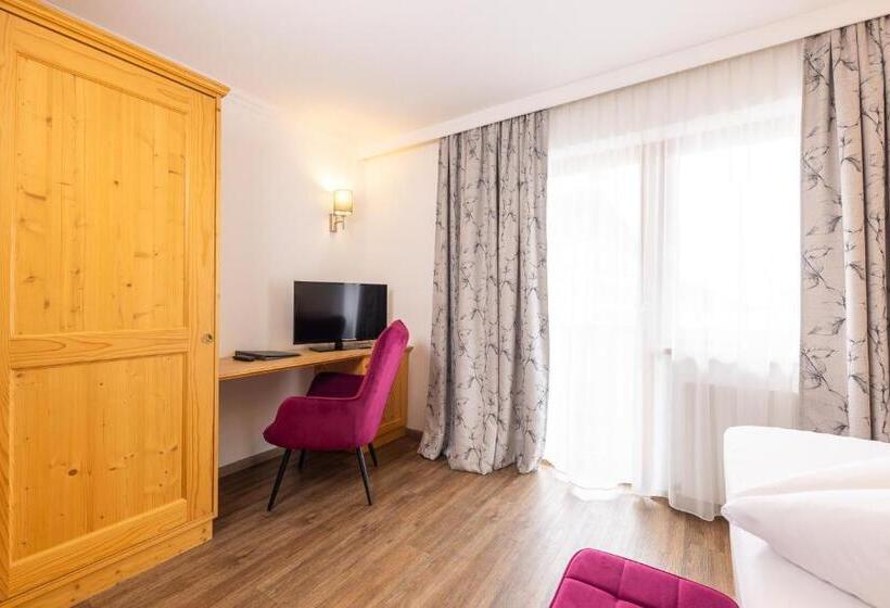 デラックスルーム, Alphof Stubaital