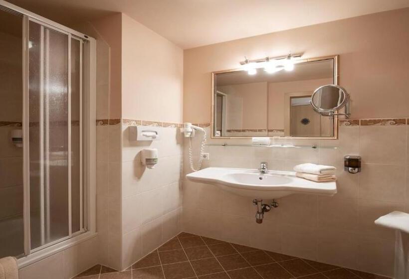 חדר דלוקס עם מרפסת, Andrea