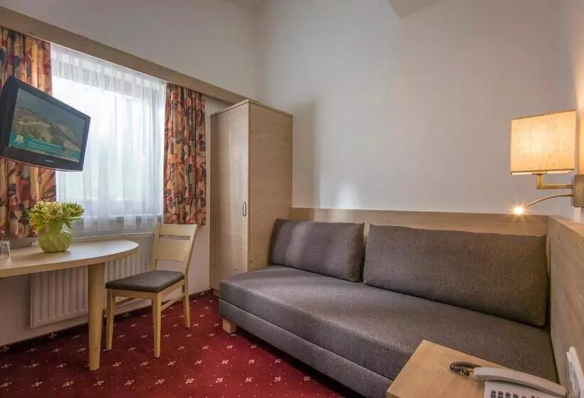 Habitació Estàndard, Andrea