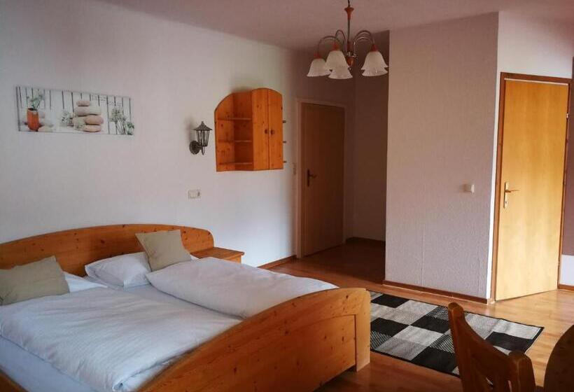 Номер Стандарт, Garni Botenwirt