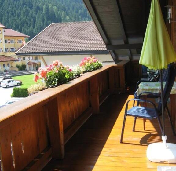 Апартаменты 2 Спальни с Балконом, Haus Bergfriede