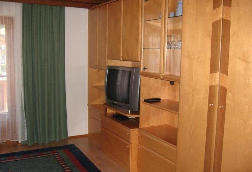 Апартаменты 2 Спальни с Балконом, Haus Bergfriede