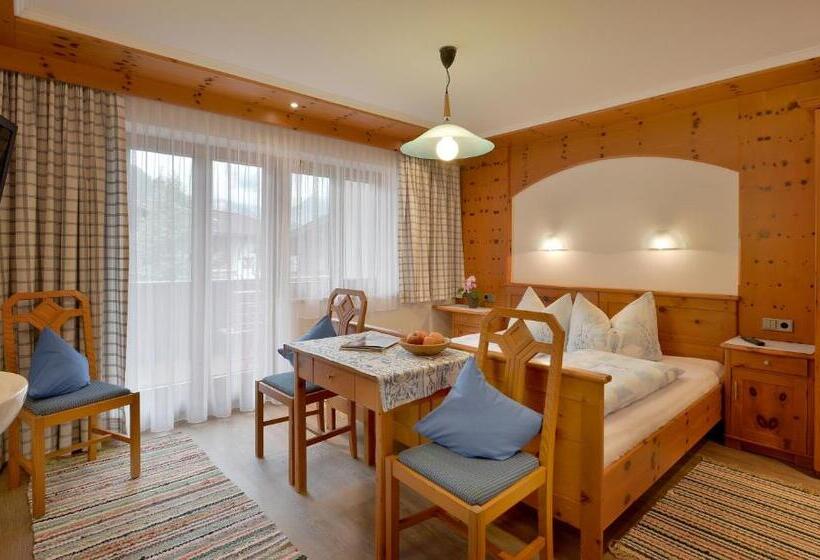 Номер Стандарт с Балконом, Haus Bergfriede