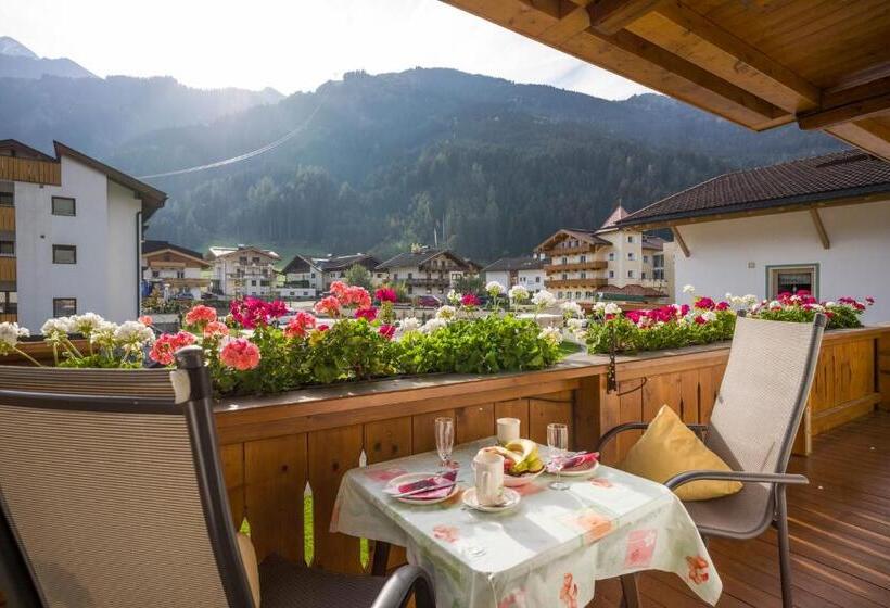 Апартаменты 1 Спальня с Балконом, Haus Bergfriede