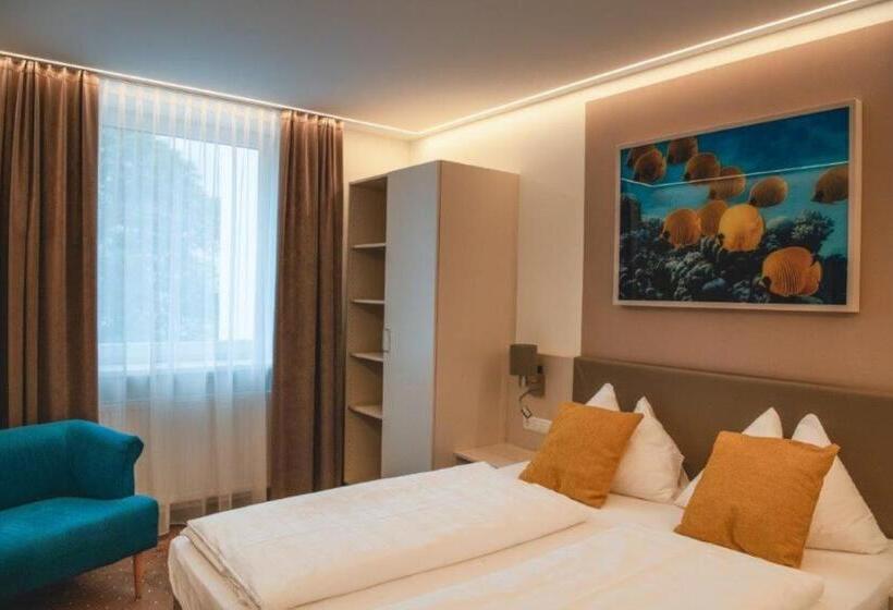 스탠다드 룸, Lokomotive