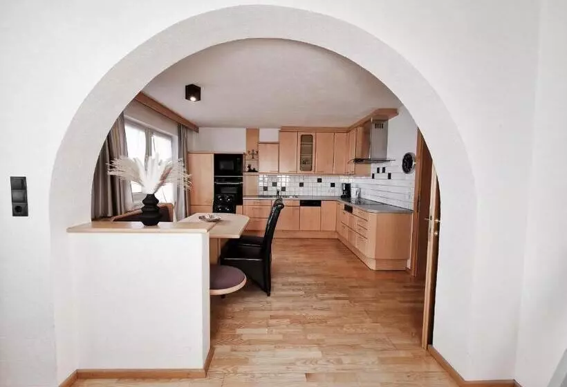 １ベッドルームアパートメント, Lärchenhof