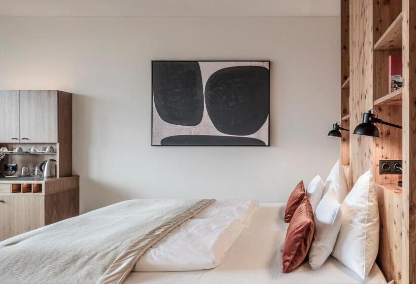 Номер Deluxe с Балконом, Nidum Casual Luxury