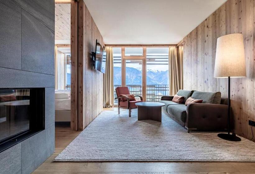 Люкс Повышенной Комфортности, Nidum Casual Luxury