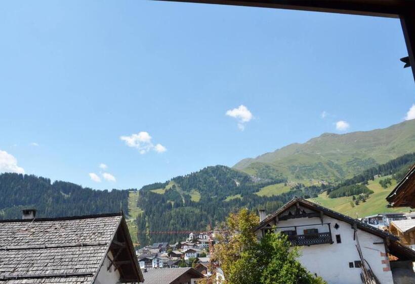 اتاق استاندارد با بالکن, Poltehof