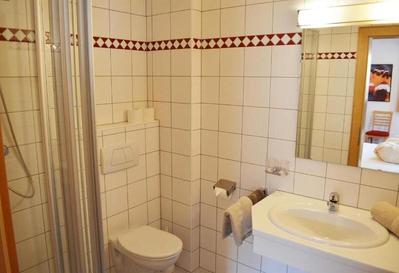 اتاق استاندارد, Poltehof