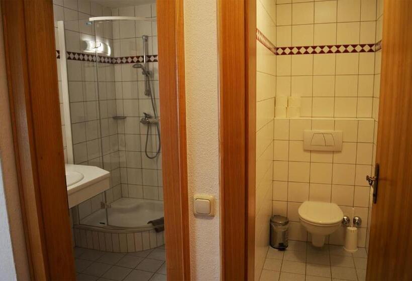 آپارتمان کامفورت 2 خوابه, Poltehof