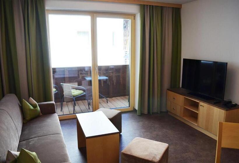 آپارتمان 2 خوابه, Poltehof