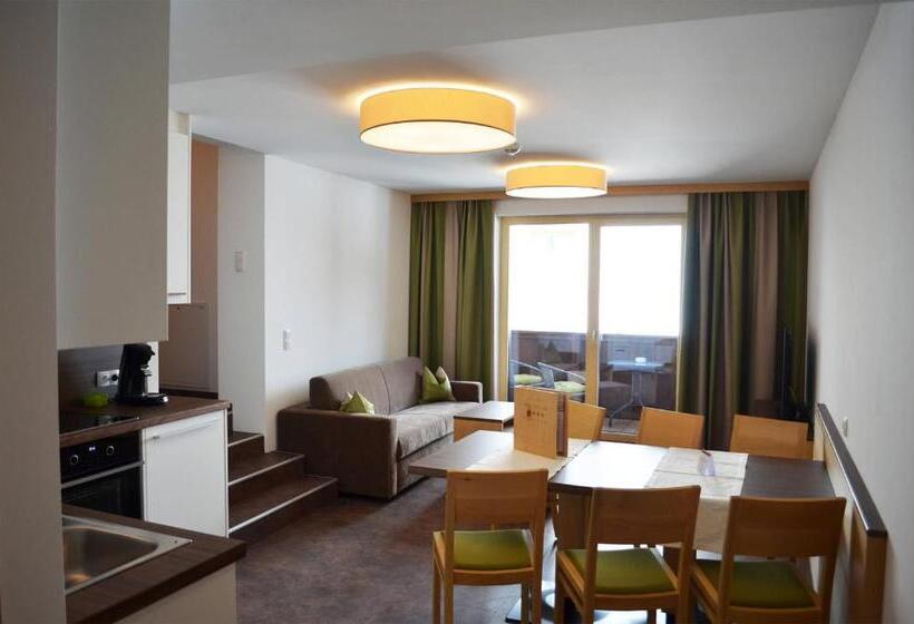 آپارتمان 2 خوابه, Poltehof