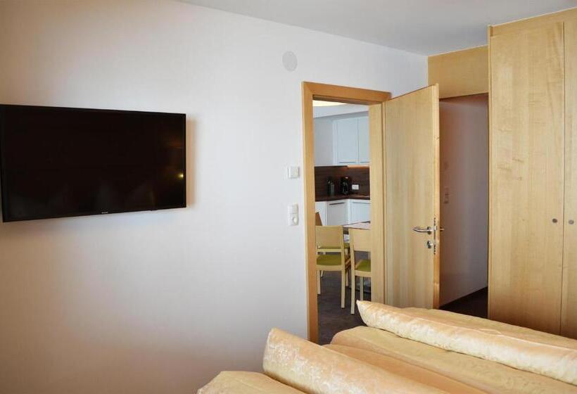 آپارتمان 1 خوابه, Poltehof