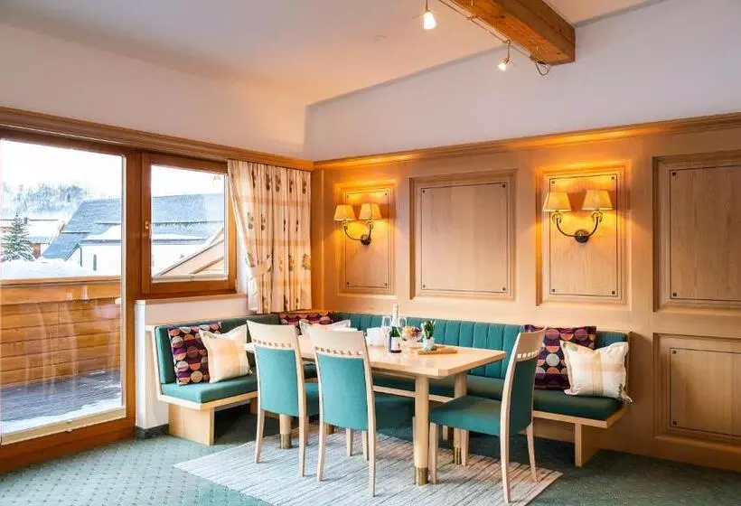 Suite Presidencial, Rössle Superior