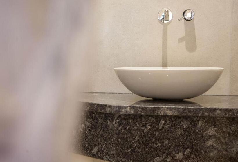 Номер Deluxe с Балконом, Stern