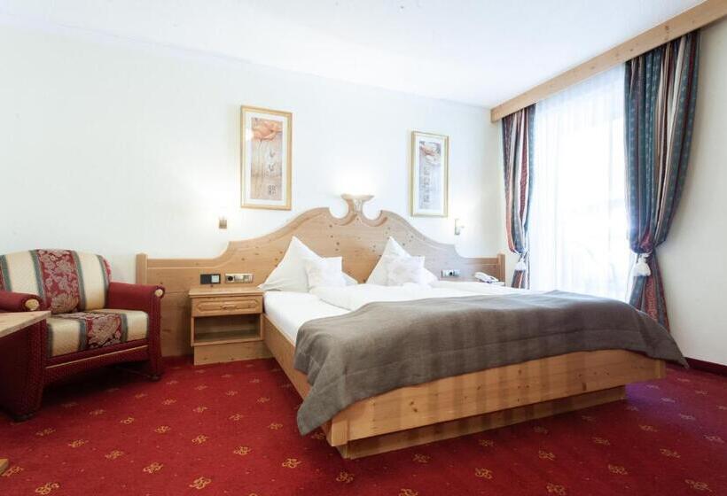 Номер Superior с Балконом, Stern