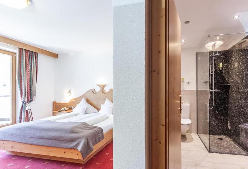 Номер Superior с Балконом, Stern