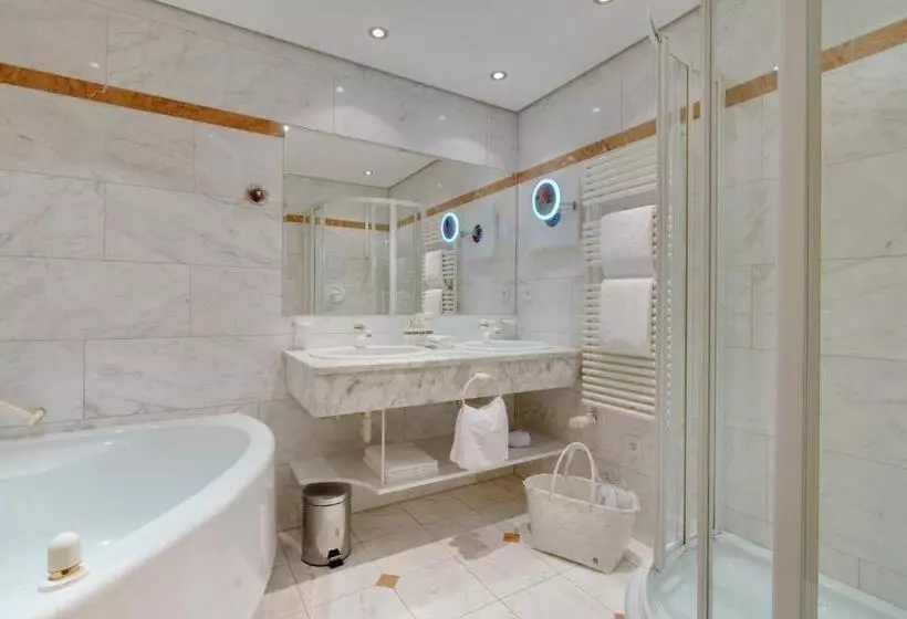 テラス付きスタンダードルーム, Posthotel Achenkirch Resort And Spa Adults Only