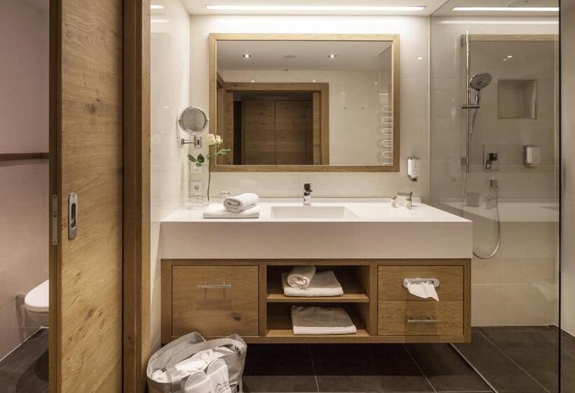 חדר דלוקס עם מרפסת, Superior Hotel Panorama