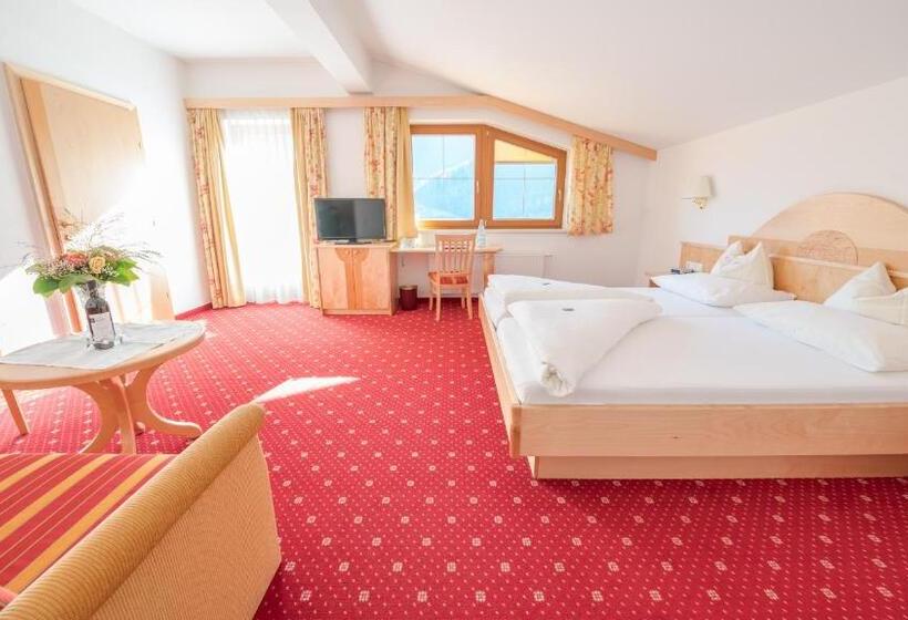 Семейный Номер, Superior Hotel Persal