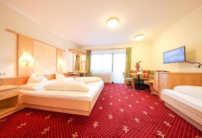 Трехместный Номер Superior, Superior Hotel Persal