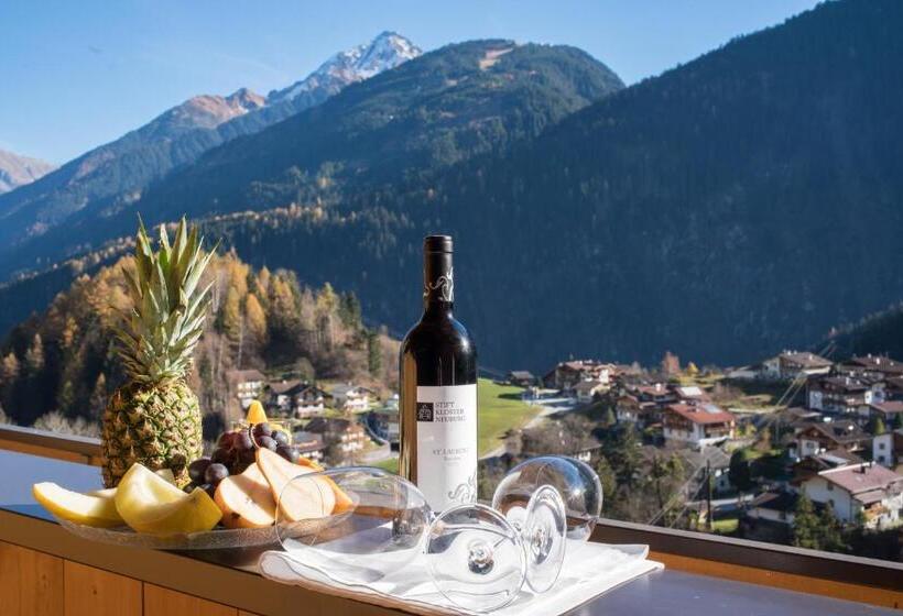Люкс с Балконом, Superior Hotel Persal