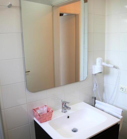 标准工作室, Appartamenti Ferrari Residence