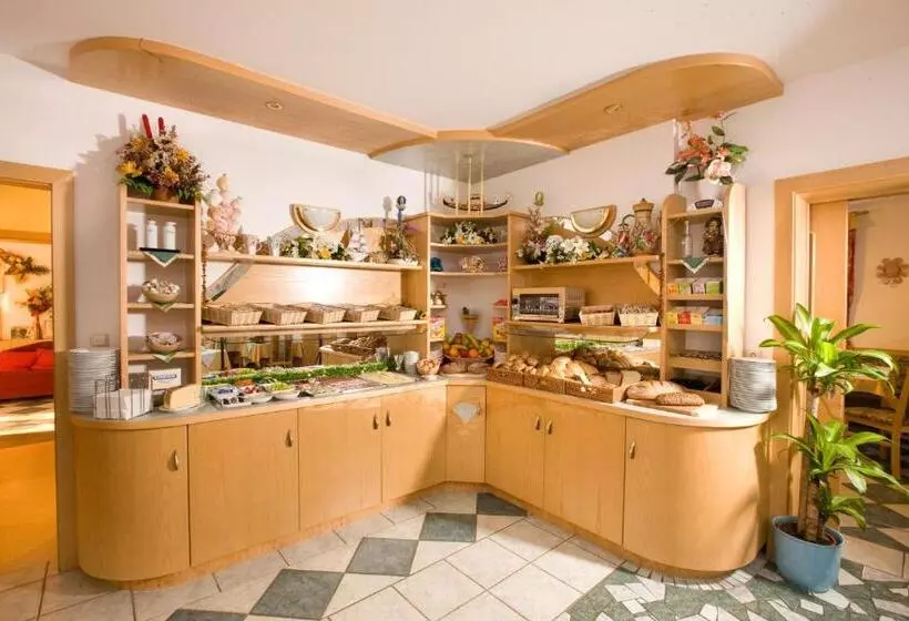ファミリールーム, Dreimaederlhaus Pension