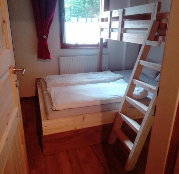 Family Suite, Dreimaederlhaus Pension