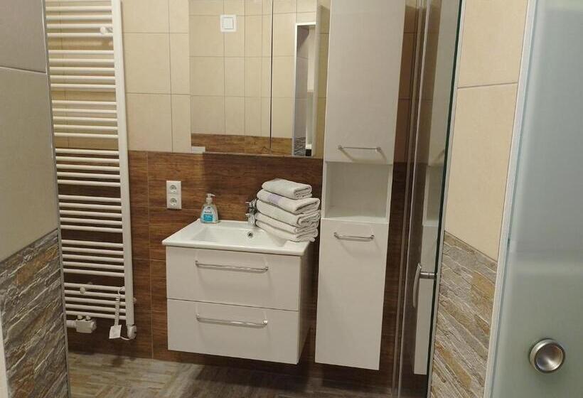 Апартаменты 2 Спальни, Dreimaederlhaus Pension