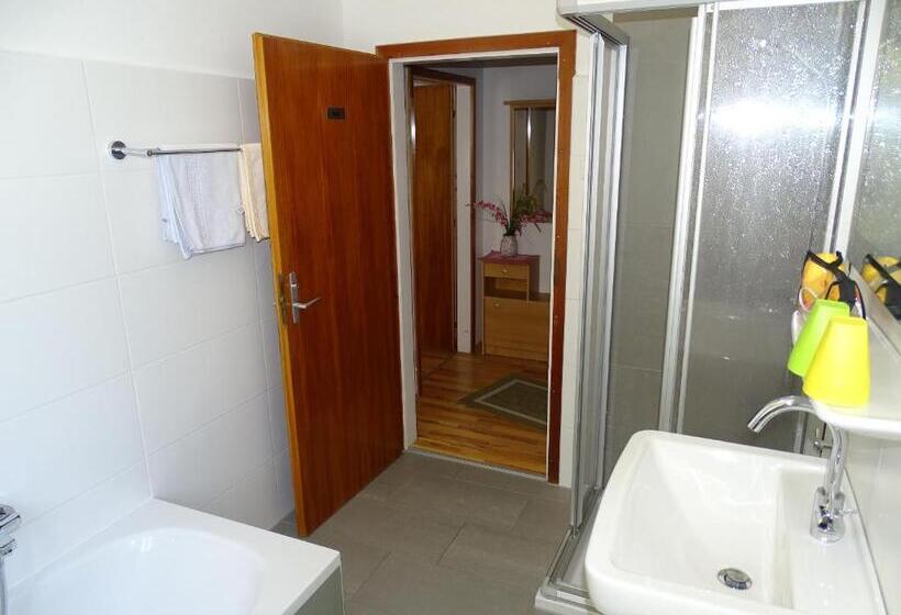 غرفة قياسية, Pension Bayrhammer