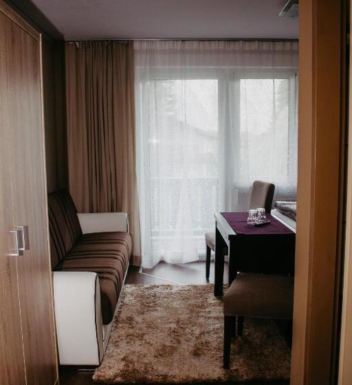 舒适型房间, Pension Leprich