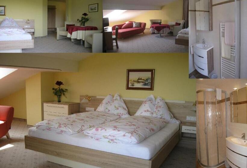 غرفة قياسية مزوَّدة بشُرفة, Pension Schlömmer