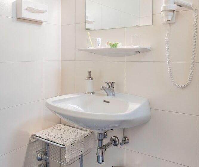 スタンダードルーム, Pension Südhang