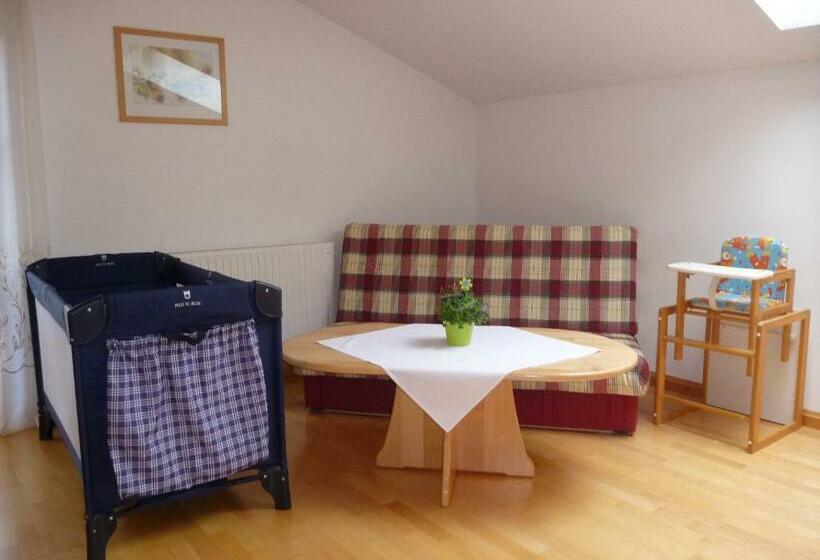 침실 1개 아파트, Biohof Maurachgut