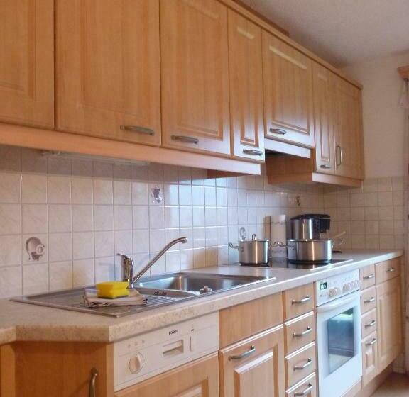 침실 1개 아파트, Biohof Maurachgut