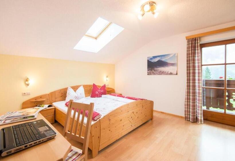 침실 1개 아파트, Biohof Maurachgut