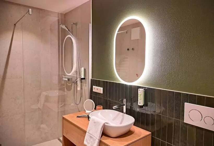 اتاق استاندارد, Familienhotel Felsenhof