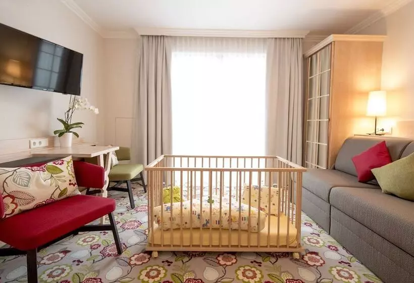 اتاق خانوادگی, Familienhotel Felsenhof