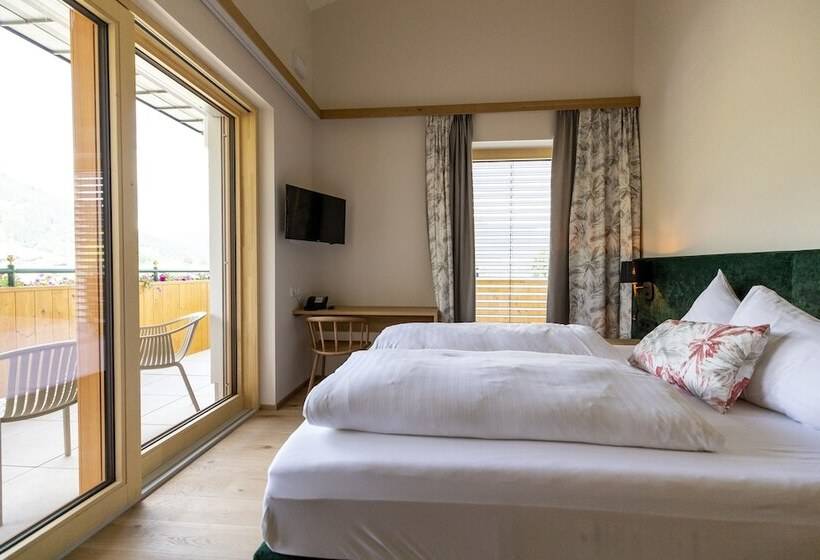 جناح عائلي, Familienhotel Felsenhof