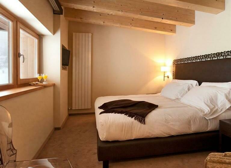 סוויטה, Grand Hotel Paradiso