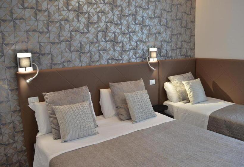 חדר דלוקס לשלושה, At Your Place