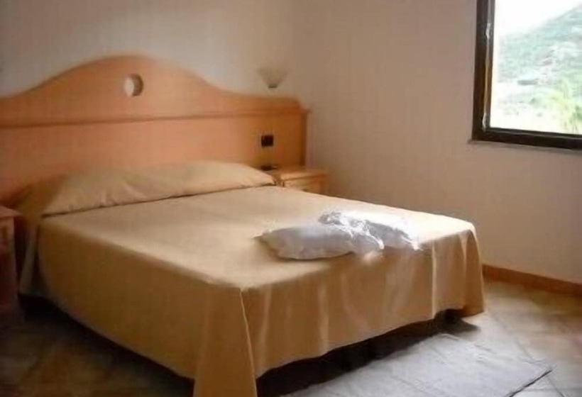 Standart Oda, Cardedu