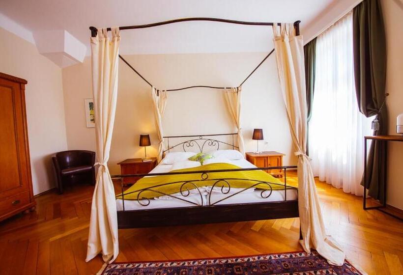 침실 1개 아파트, Carinthia Velden