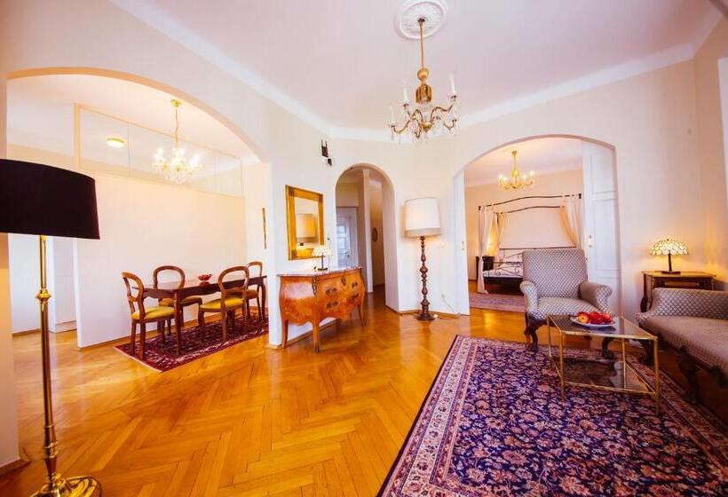 침실 1개 발코니 아파트, Carinthia Velden