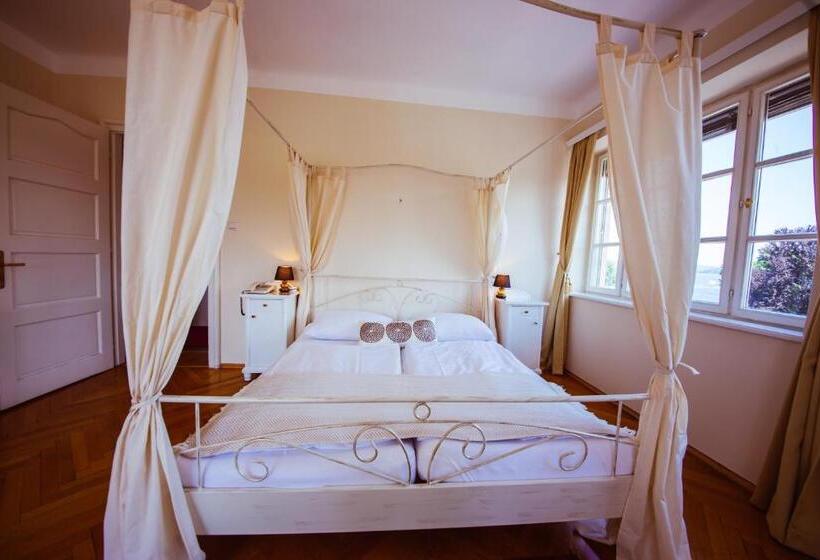 패밀리 룸, Carinthia Velden