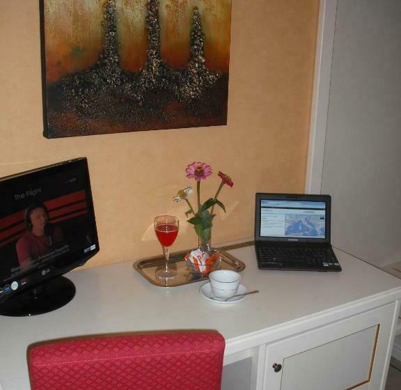 חדר סטנדרט יחיד, B&b Hotel Pomezia Cortese