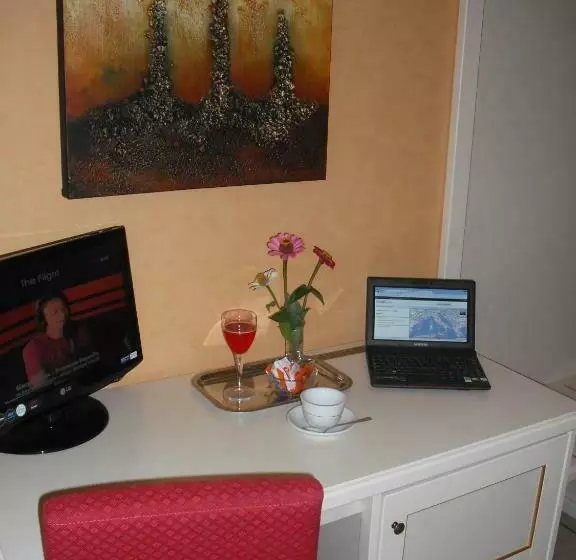 スタンダードシングルルーム, B&b Hotel Pomezia Cortese