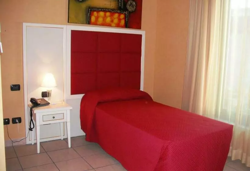 スタンダードシングルルーム, B&b Hotel Pomezia Cortese